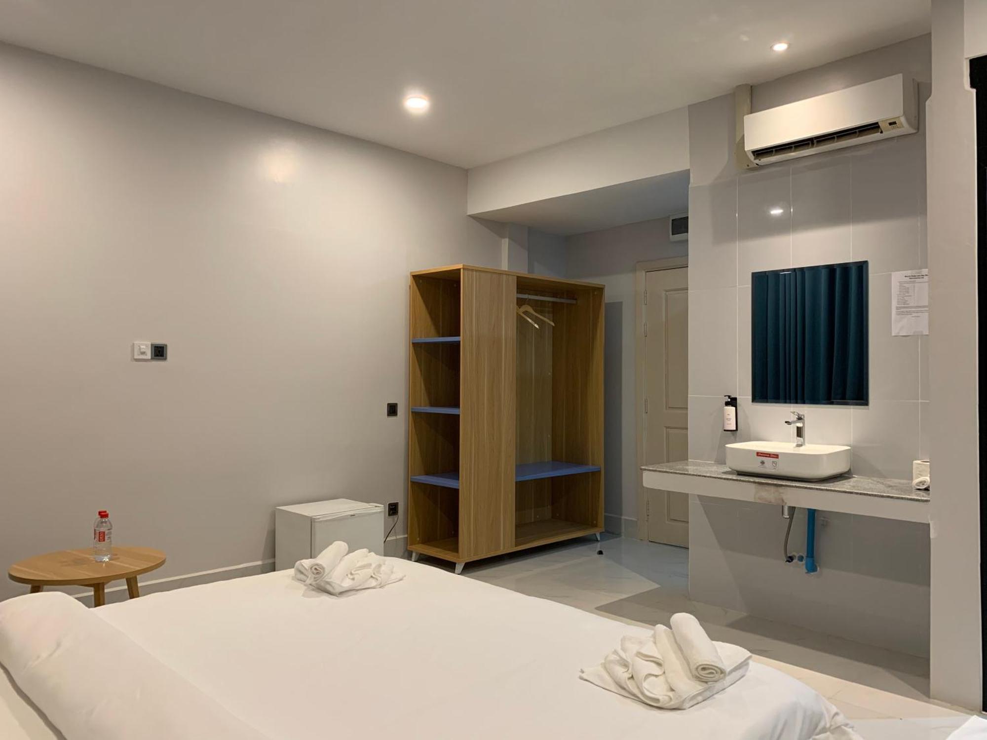 Nico'S Hotel And Skybar Сием Реап Екстериор снимка