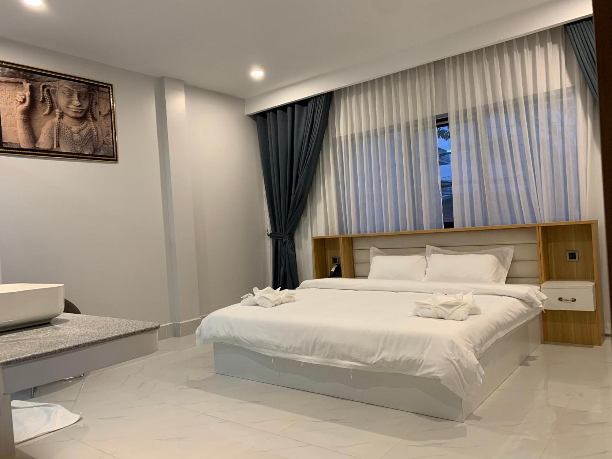Nico'S Hotel And Skybar Сием Реап Екстериор снимка
